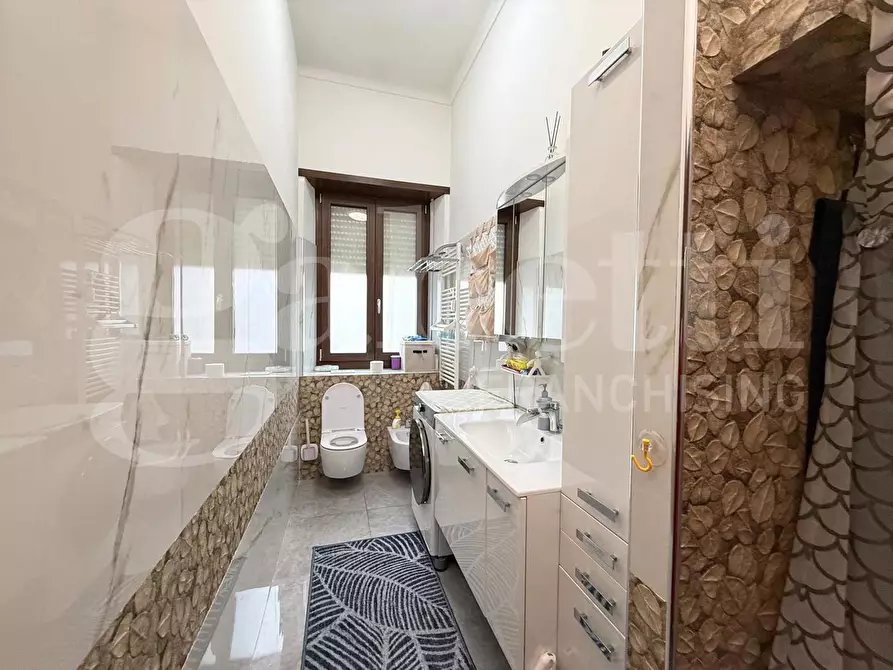 Immagine 6 di Appartamento in vendita  in Strada Antica di Collegno a Torino