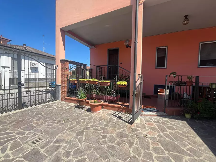 Immagine 22 di Appartamento in vendita  in Via Maggi, 104 a Abbiategrasso