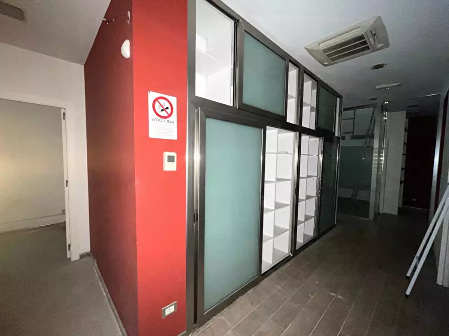 Immagine 13 di Ufficio in vendita  in Via Vann'AntÃ², 8 a Palermo