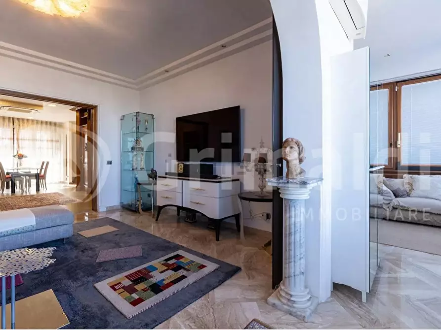 Immagine 9 di Appartamento in vendita  in Via dell' Orsa Maggiore a Roma