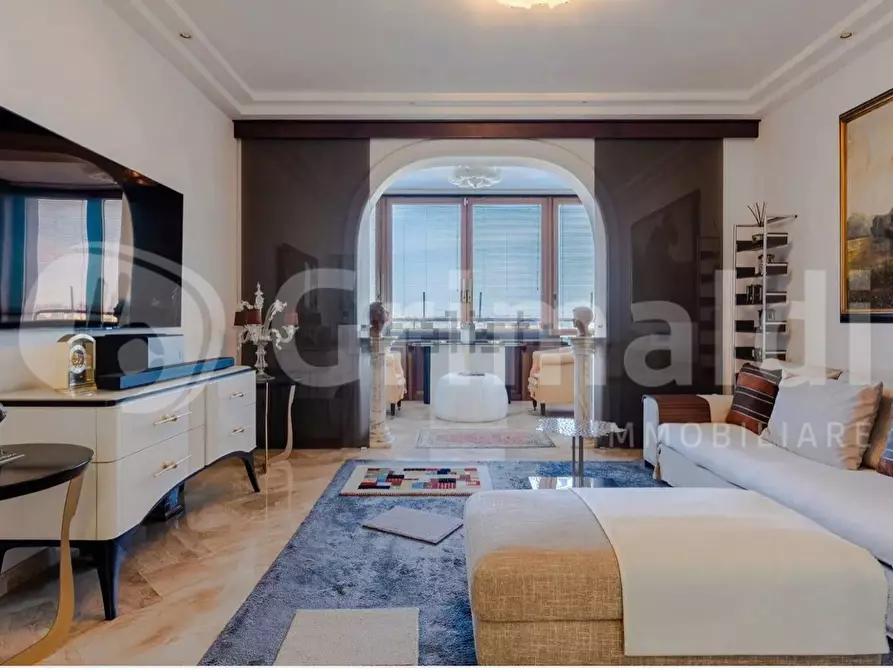Immagine 6 di Appartamento in vendita  in Via dell' Orsa Maggiore a Roma