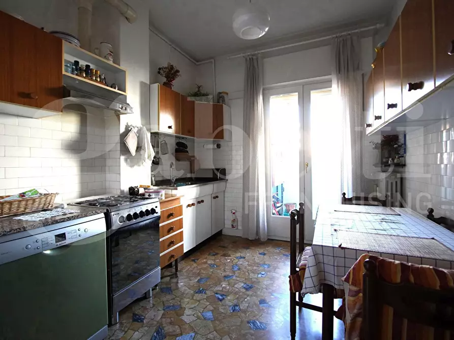 Immagine 11 di Appartamento in vendita  in Via Costa, . a Venezia