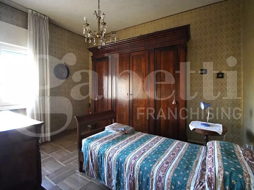 Immagine 14 di Appartamento in vendita  in Via Costa, . a Venezia