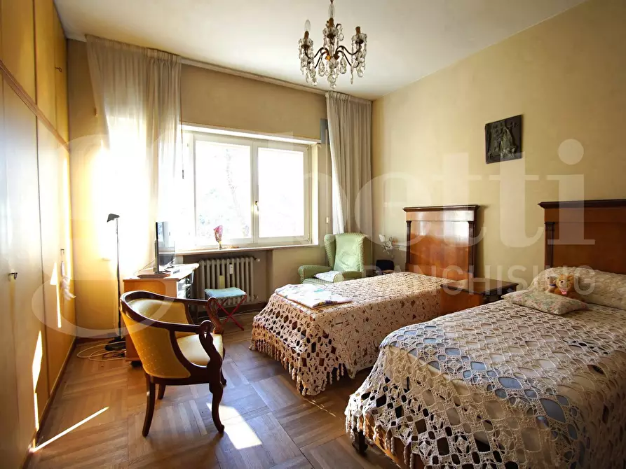 Immagine 12 di Appartamento in vendita  in Via Costa, . a Venezia