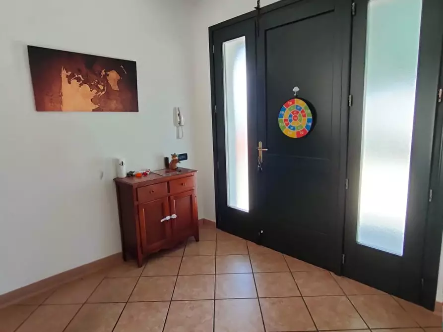 Immagine 2 di Casa indipendente in vendita  in Via CÃ  Tron, Cavarzere, 00 a Cavarzere