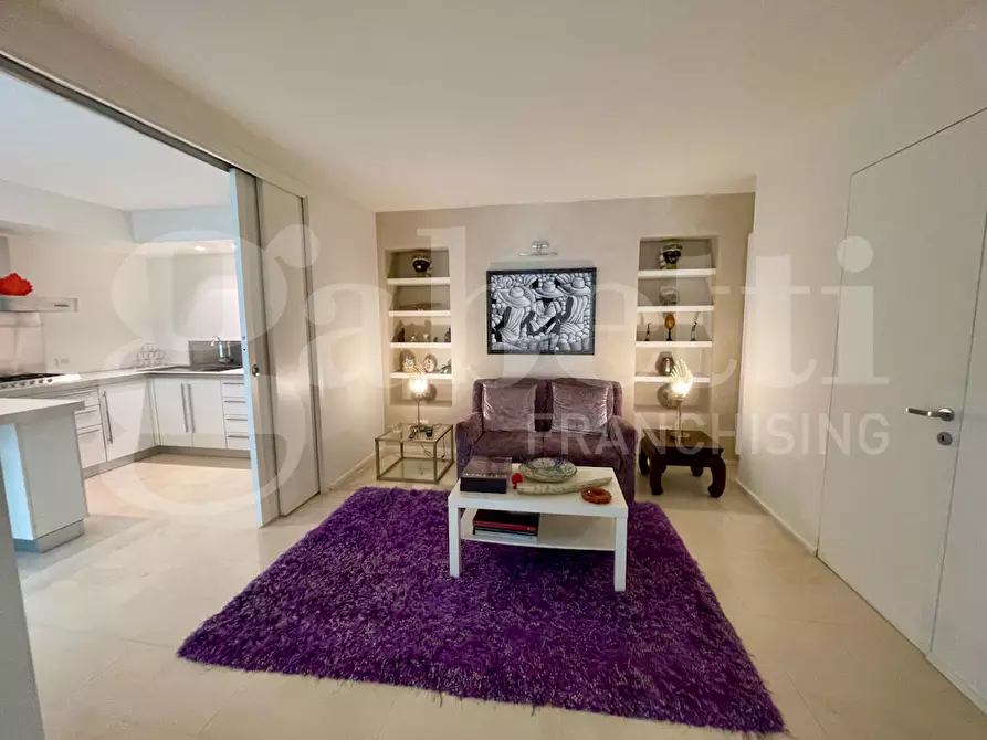 Immagine 21 di Villa in vendita  in Via Tondo Gioieni a Catania