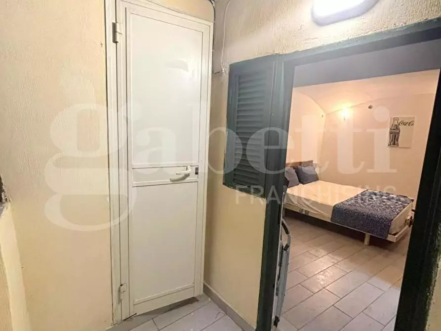 Immagine 2 di Appartamento in vendita  in Via salvator rosa a Napoli