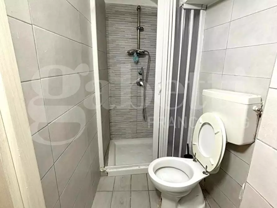 Immagine 7 di Appartamento in vendita  in Via salvator rosa a Napoli