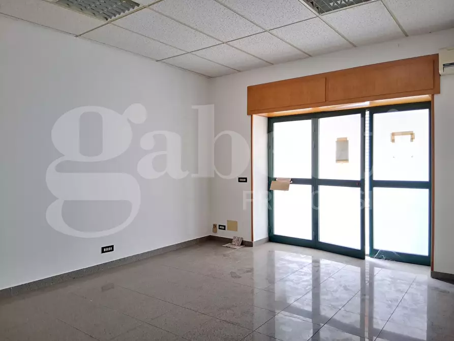 Immagine 3 di Magazzino in vendita  in Via Ciullo D'Alcamo, 4 a Ragusa