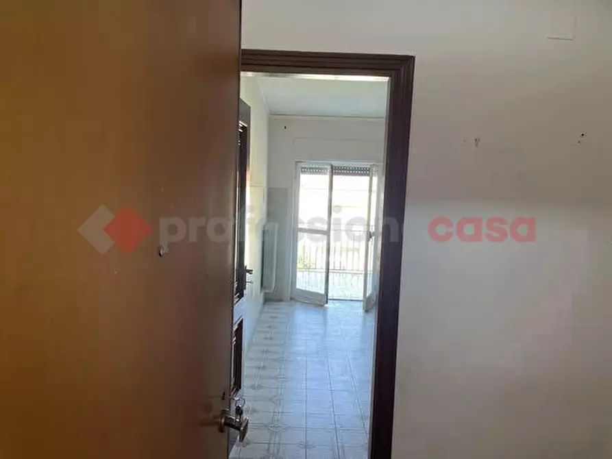 Immagine 3 di Appartamento in vendita  in Viale Italia, 34 a Vitulazio