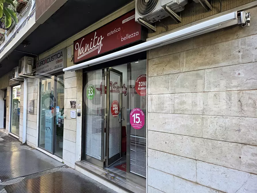 Immagine 4 di Negozio in vendita  in Via Giordano Bruno, 75/g a Messina