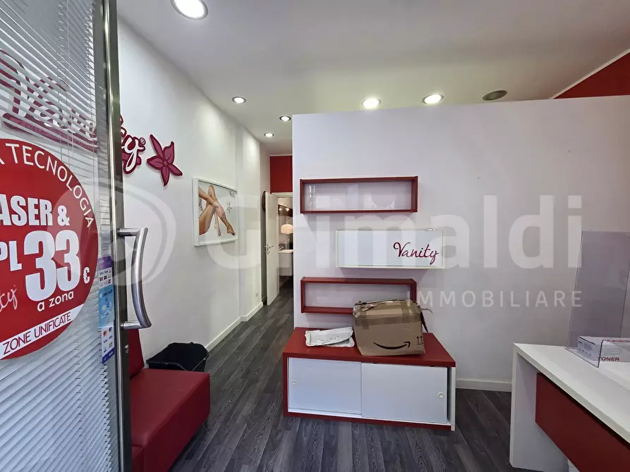 Immagine 13 di Negozio in vendita  in Via Giordano Bruno, 75/g a Messina