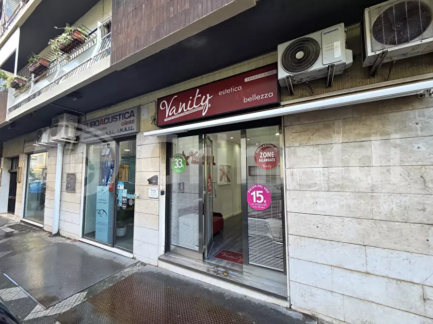 Immagine 1 di Negozio in vendita  in Via Giordano Bruno, 75/g a Messina