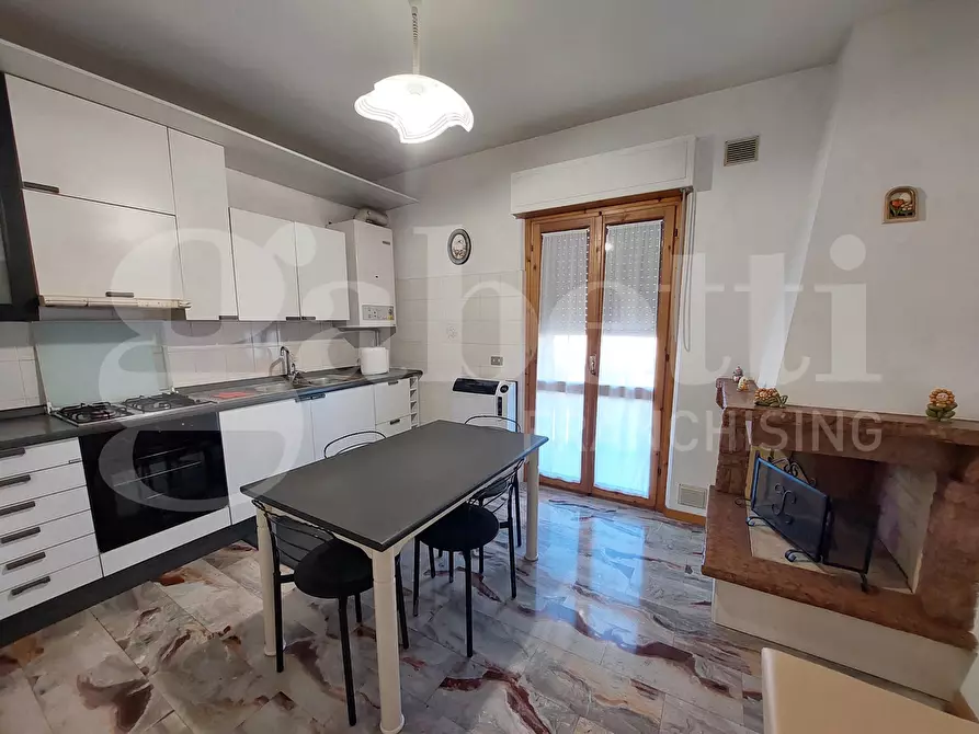 Immagine 6 di Appartamento in vendita  in Via D'Aristotile, 4 a Corropoli