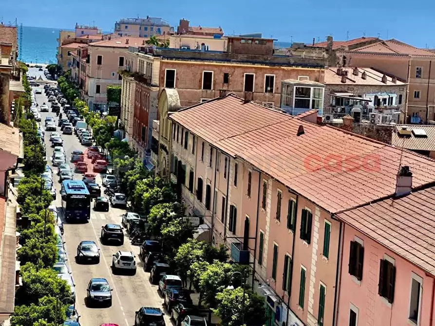 Immagine 50 di Negozio in vendita  in Via ROMA, 54 a Terracina