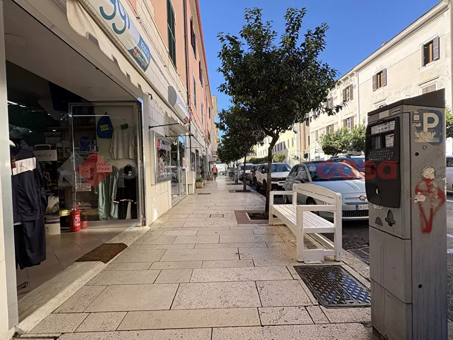 Immagine 4 di Negozio in vendita  in Via ROMA, 54 a Terracina