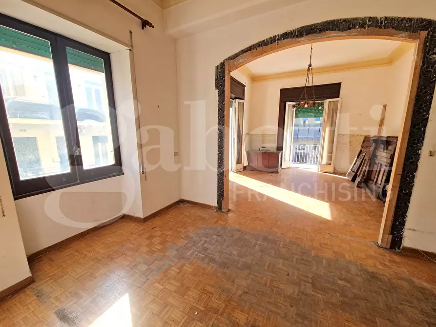Immagine 11 di Appartamento in vendita  in Piazza leonardo a Napoli