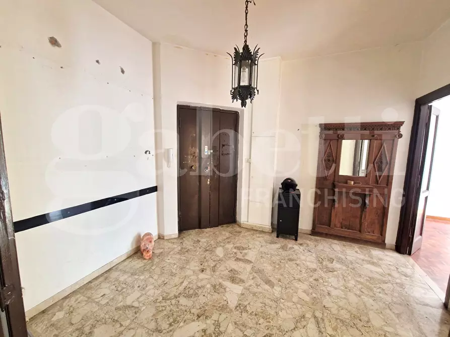 Immagine 4 di Appartamento in vendita  in Piazza leonardo a Napoli