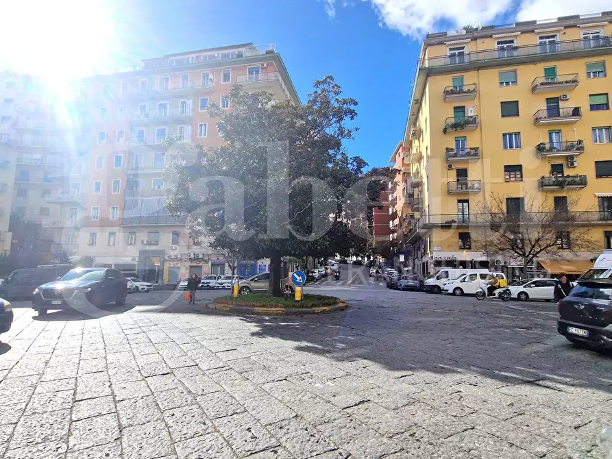 Immagine 26 di Appartamento in vendita  in Piazza leonardo a Napoli
