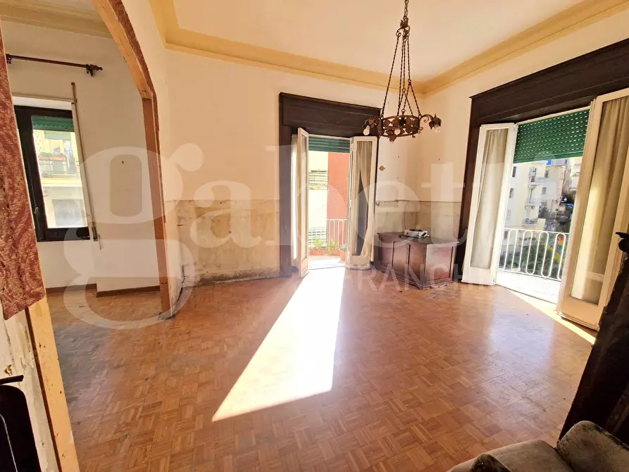 Immagine 12 di Appartamento in vendita  in Piazza leonardo a Napoli