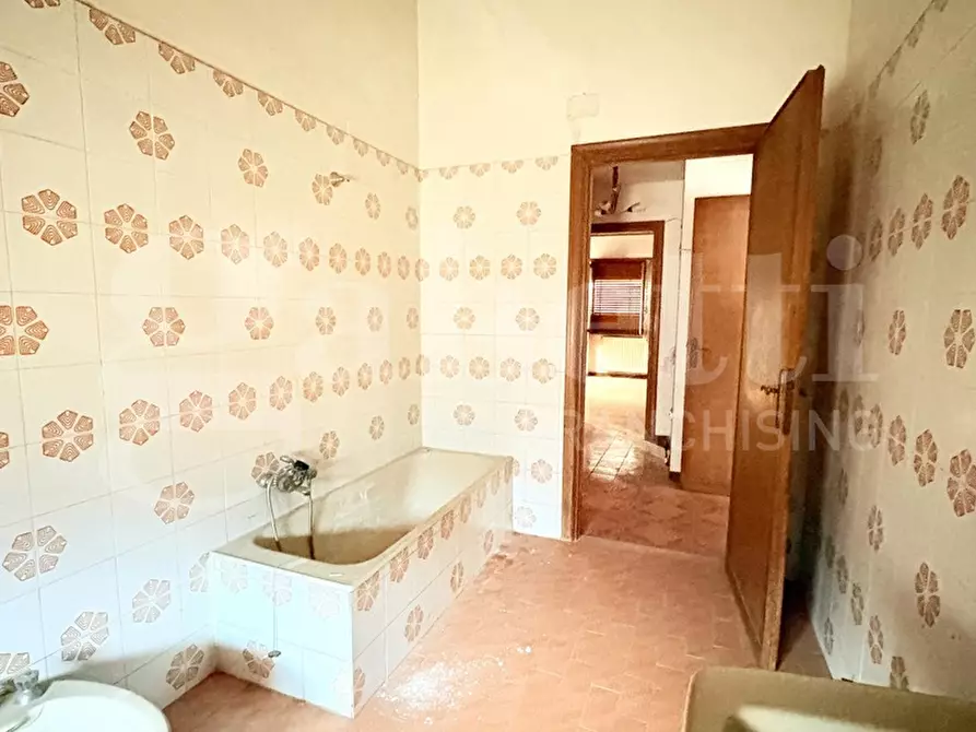 Immagine 46 di Villa in vendita  in Via Calcarelli, 10 a Artena