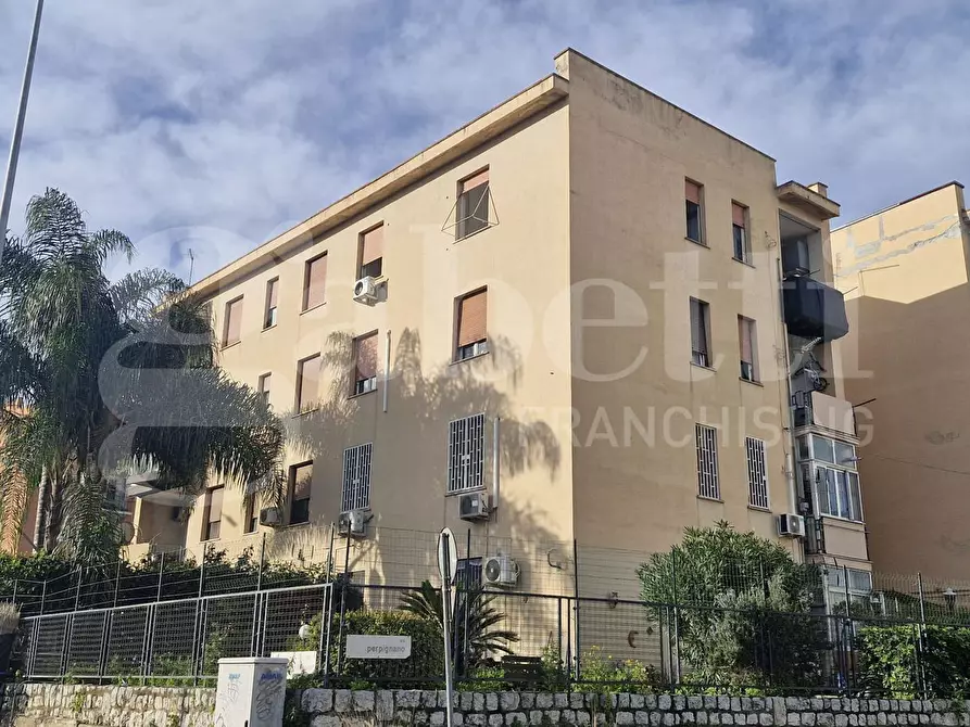 Immagine 3 di Appartamento in vendita  in Via Passaggio Lipari a Palermo