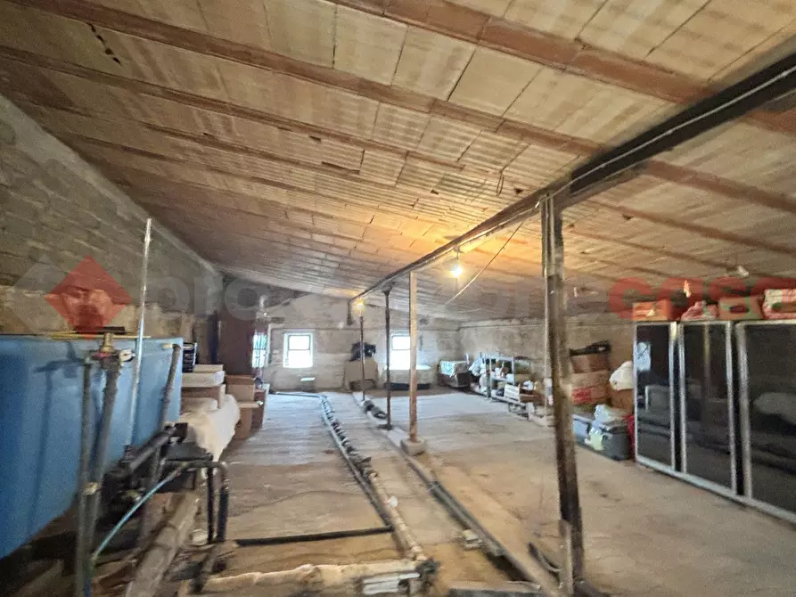 Immagine 10 di Appartamento in vendita  in Via Circonvallazione, 9 a Torre Cajetani