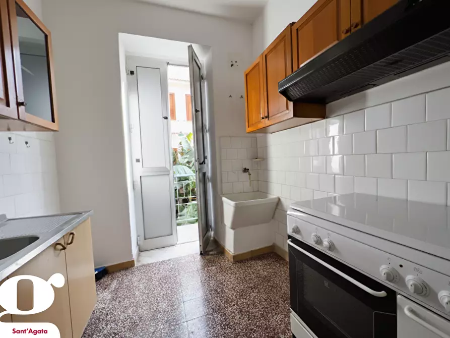 Immagine 2 di Casa indipendente in vendita  in Via GORIZIA, 6/8 a Sant'agata Di Militello