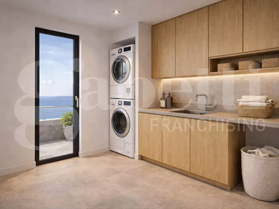 Immagine 9 di Multiproprietà in vendita  in Via SOTTOMARINA - VIALE CRISTOFORO COLOMBO, 00 a Chioggia