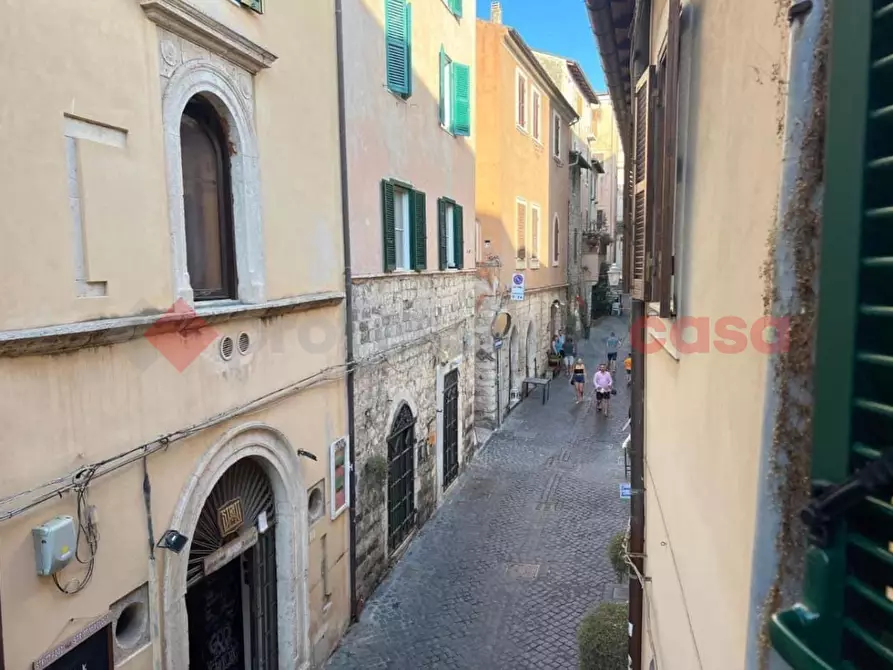 Immagine 6 di Appartamento in vendita  in Via CAMPO DEI FIORI, 12 a Terracina