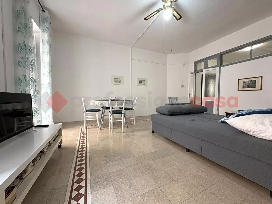 Immagine 38 di Appartamento in vendita  in Via CAMPO DEI FIORI, 12 a Terracina