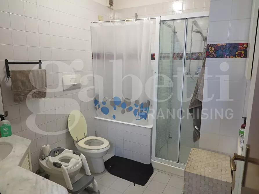 Immagine 14 di Appartamento in vendita  in Via da passano, 75 a La Spezia