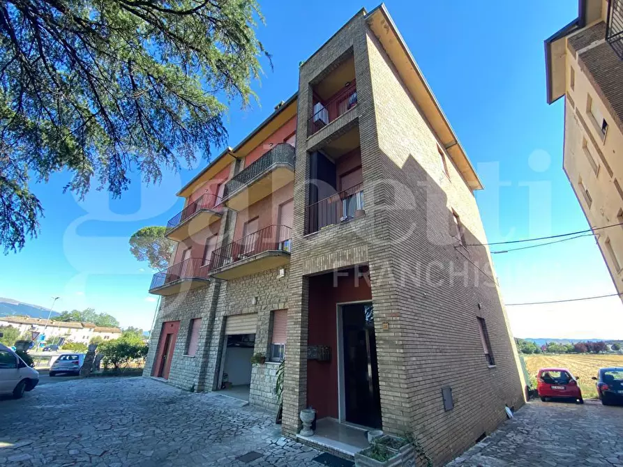 Immagine 15 di Appartamento in vendita  in Via INDIPENDENZA, 34 a Assisi