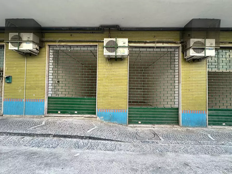 Immagine 11 di Negozio in vendita  in Via Roma, 464 a Pomigliano D'arco