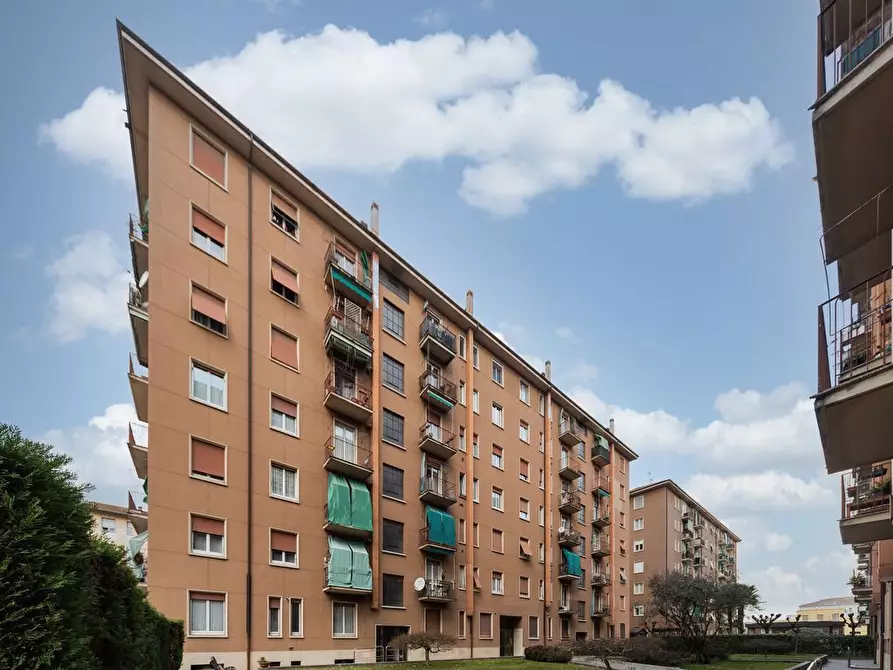 Immagine 28 di Appartamento in vendita  in Viale SUZZANI, 92 a Milano