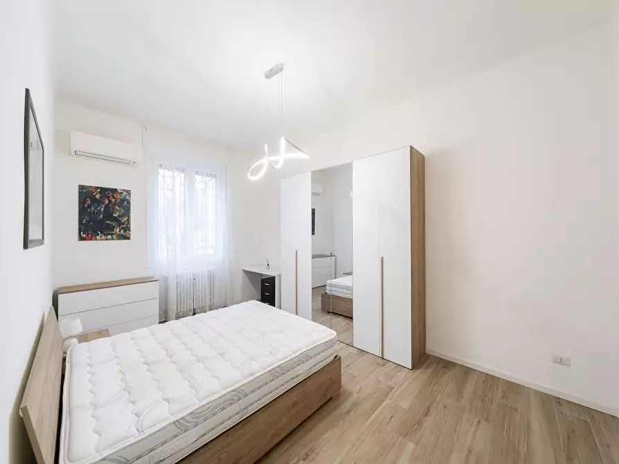 Immagine 17 di Appartamento in vendita  in Viale SUZZANI, 92 a Milano