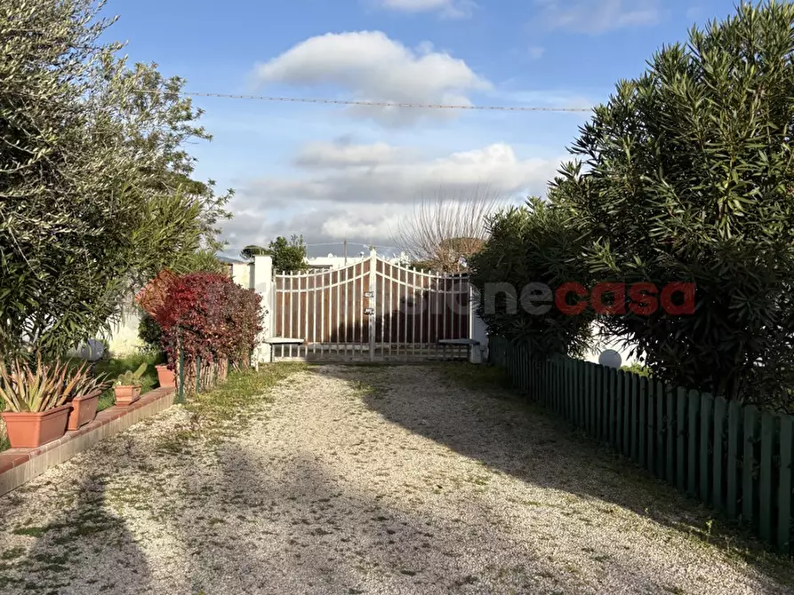 Immagine 28 di Villa in vendita  in Via RIVA DELLE MARGHERITE, 40 a Terracina
