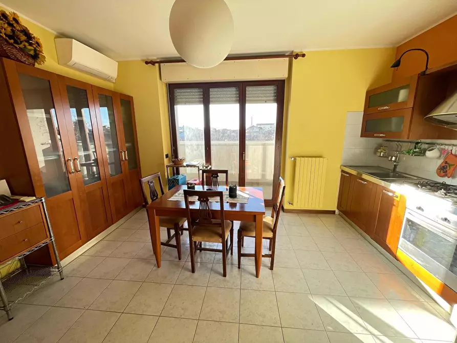 Immagine 3 di Appartamento in affitto  in Via giramo, 10 a Abbiategrasso