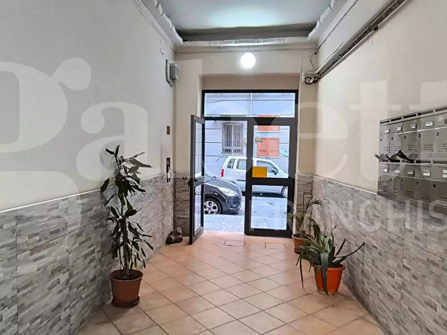 Immagine 11 di Negozio in vendita  in Via pietro giannone, 28 a Napoli