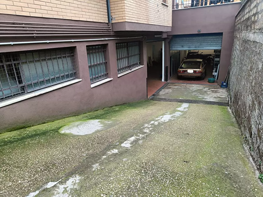 Immagine 24 di Laboratorio in vendita  in Via Silvestro Lega, 40 a Roma