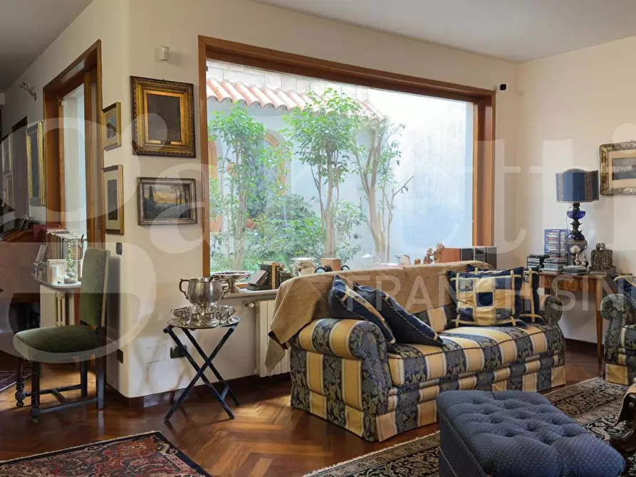 Immagine 8 di Villa in vendita  in Via Giovan Leonardo Marugi, 1 a Lecce