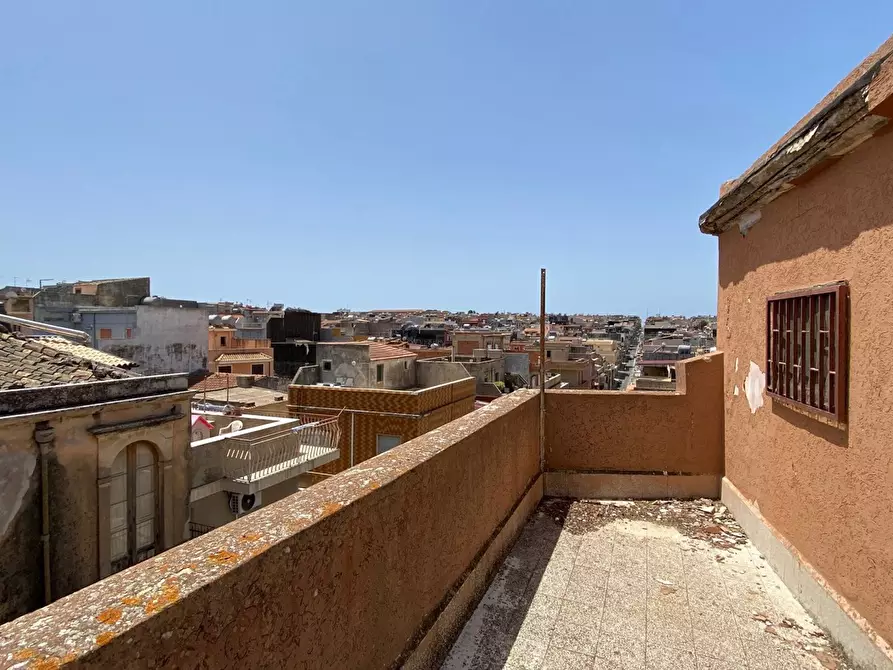 Immagine 19 di Appartamento in vendita  in Via Indipendenza, 46 a Pachino