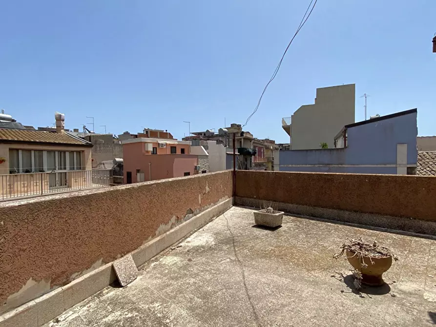 Immagine 18 di Appartamento in vendita  in Via Indipendenza, 46 a Pachino