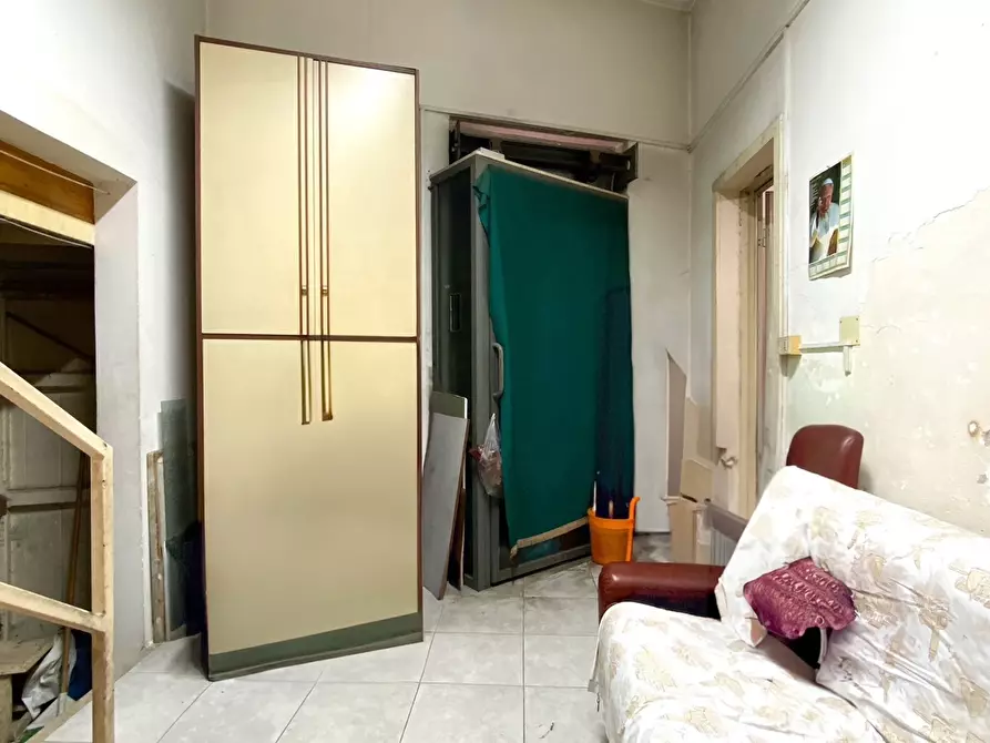 Immagine 12 di Ufficio in vendita  in Via Indipendenza, 46 a Pachino