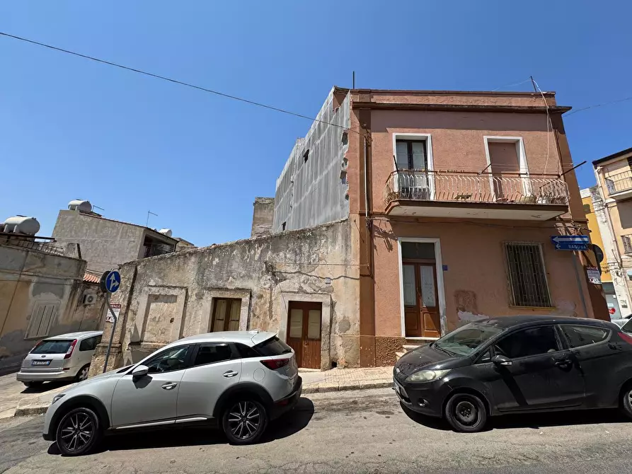 Immagine 3 di Ufficio in vendita  in Via Indipendenza, 46 a Pachino