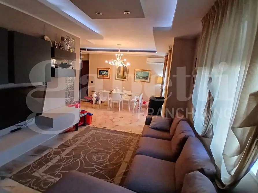 Immagine 3 di Appartamento in vendita  in Via Grotte San Lazzaro a Capua