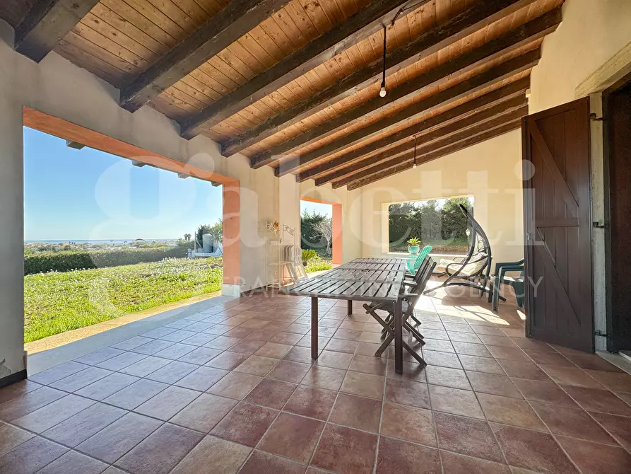Immagine 7 di Villa in vendita  in Viale Sebastiano Fortuna, . a Pachino
