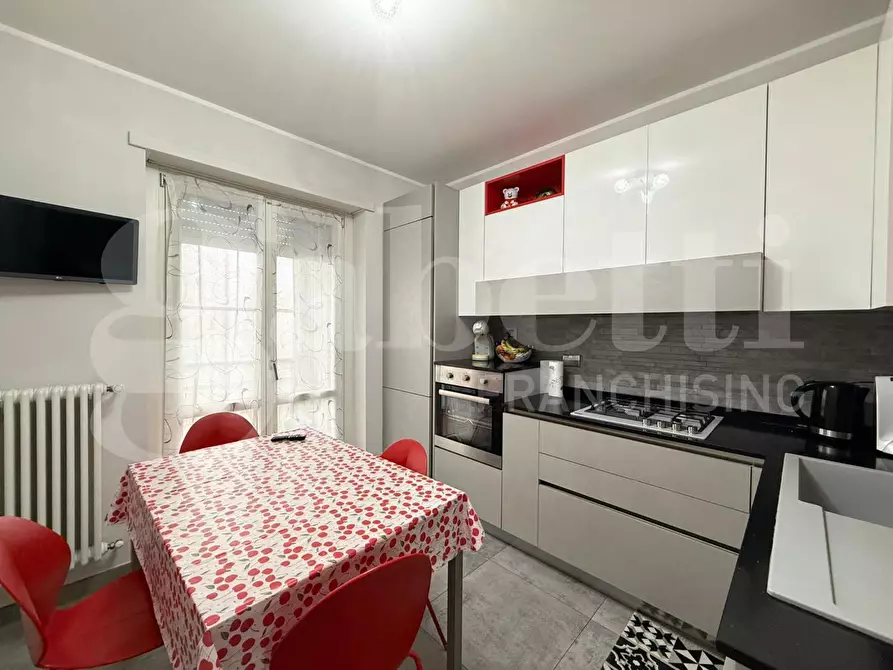 Immagine 21 di Appartamento in vendita  in Strada San Firmino a Grugliasco