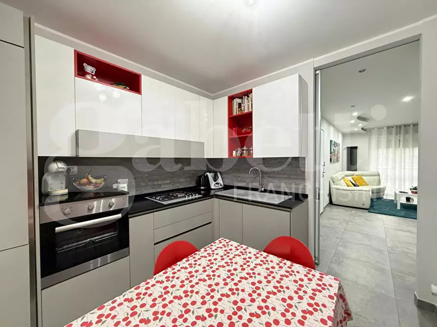 Immagine 7 di Appartamento in vendita  in Strada San Firmino a Grugliasco