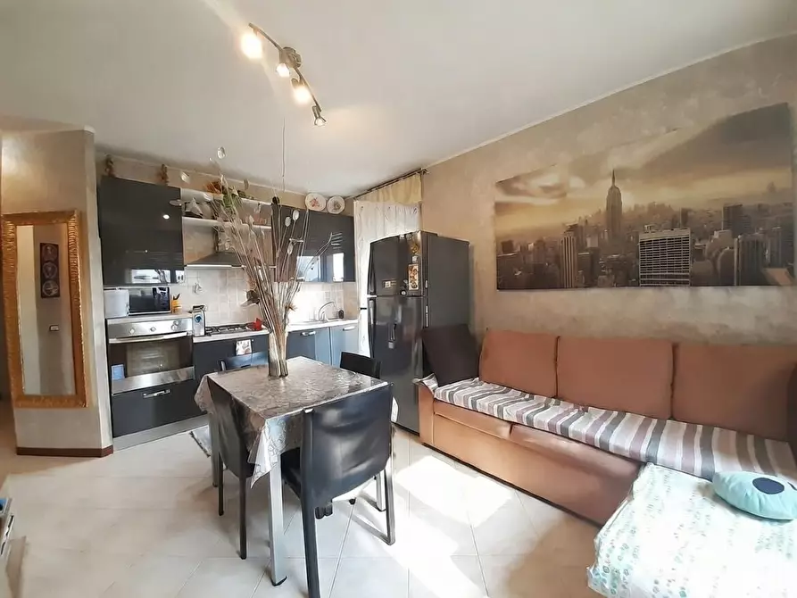 Immagine 12 di Appartamento in vendita  in Via NAPOLI, SC a Legnano